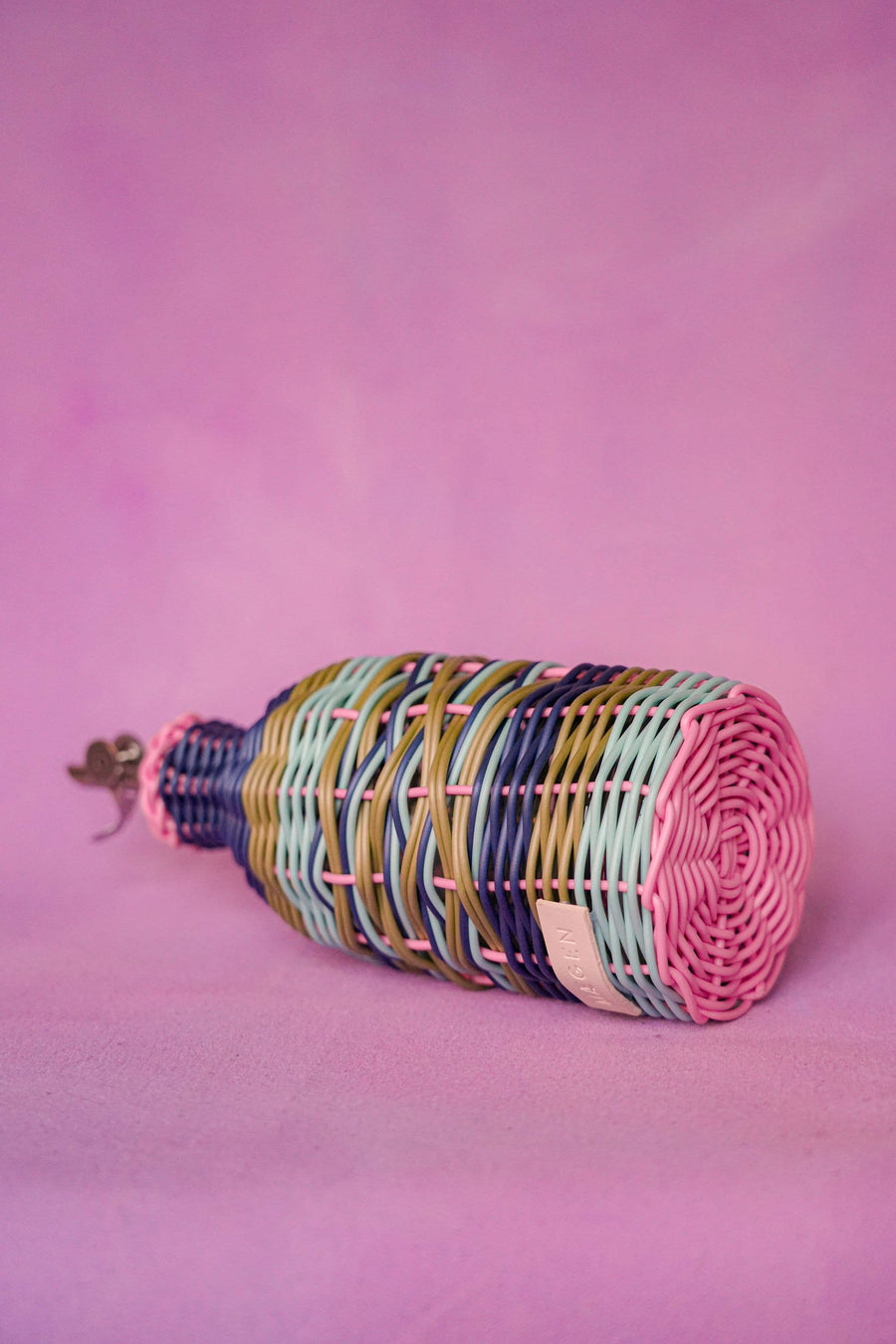 Maegen Oil Pourer - Pink/Navy