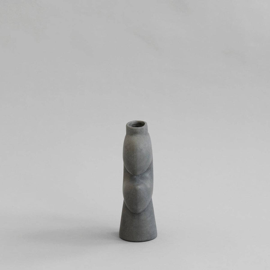 101 Copenhagen – Tribal Vase, Medio (Dark Grey)
