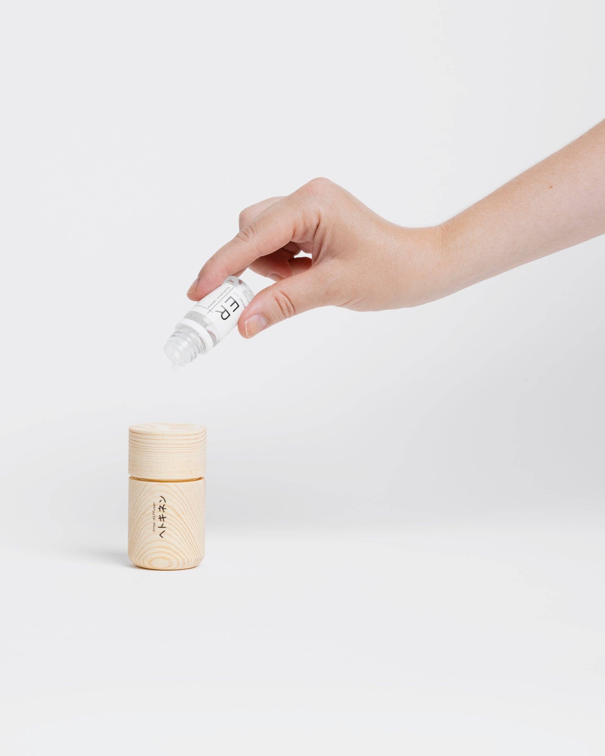 Small drop diffuser + pine oil