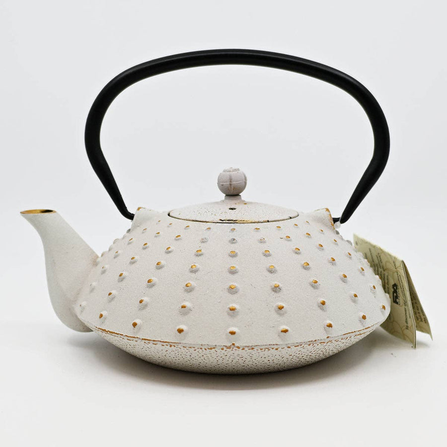 White Tokusa Design 40oz Cast Iron Tea Pot