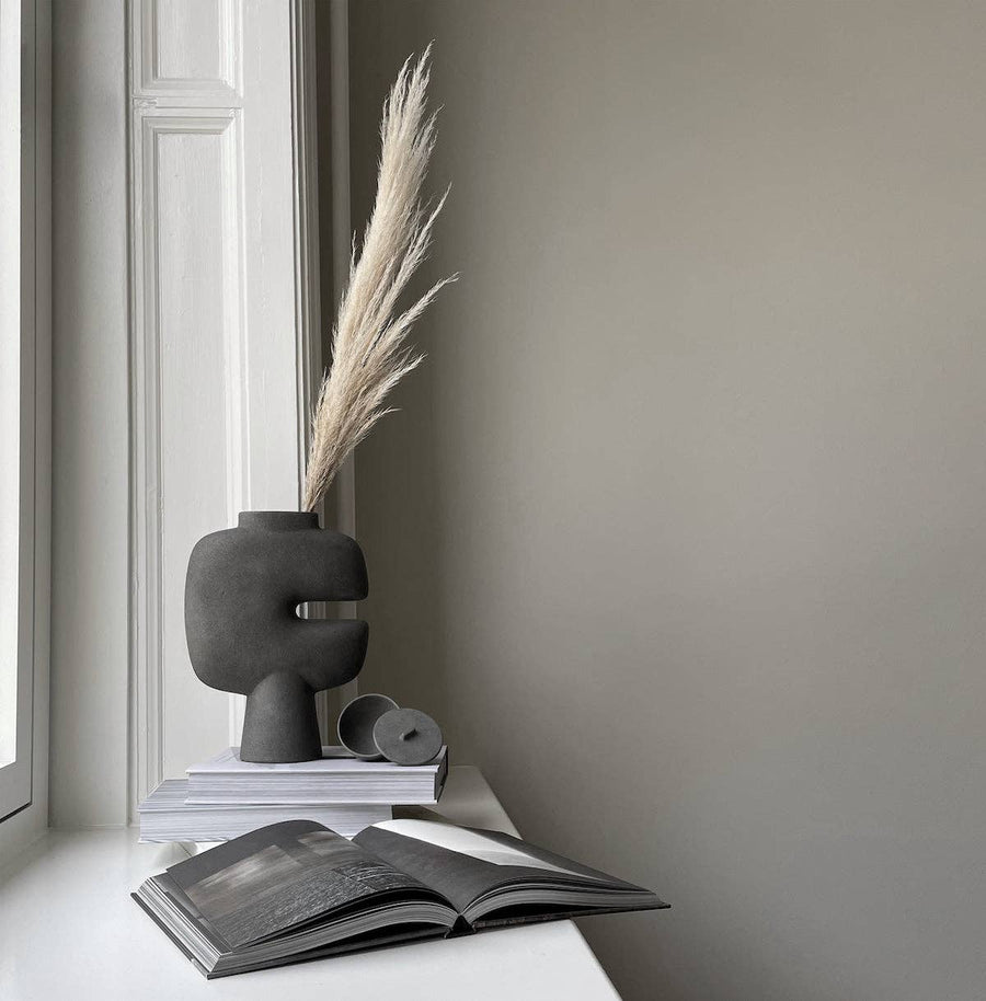 101 Copenhagen – Tribal Vase, Medio (Dark Grey)