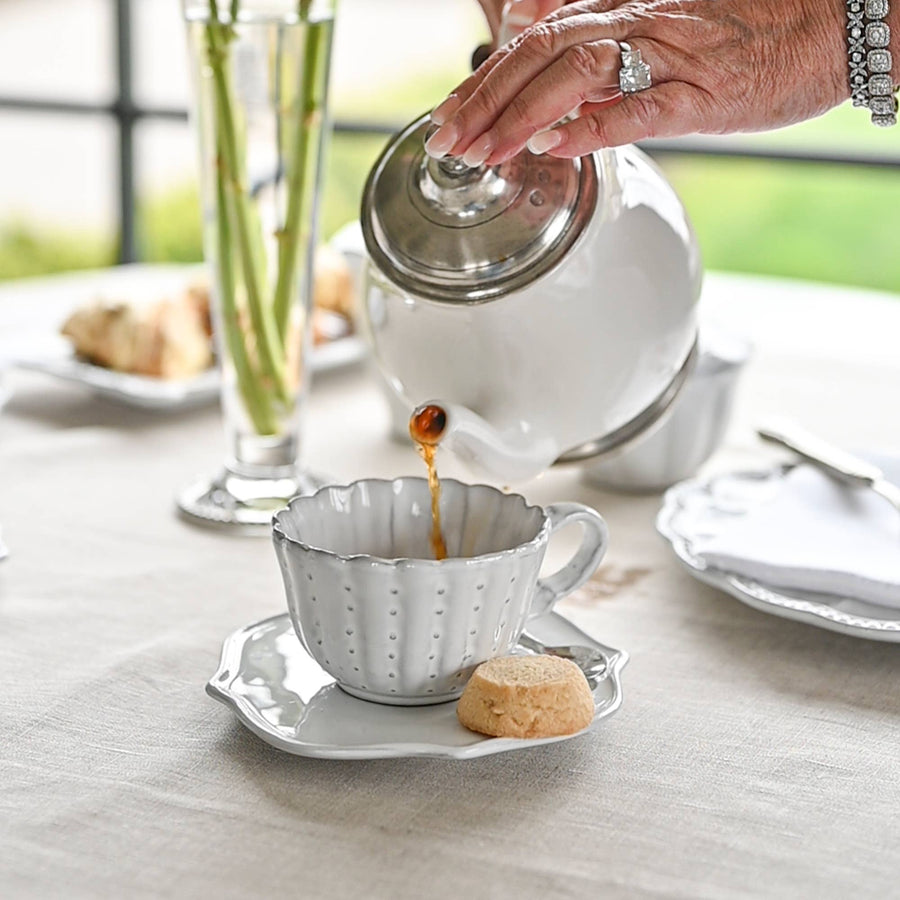 Bella Bianca Tea Cup